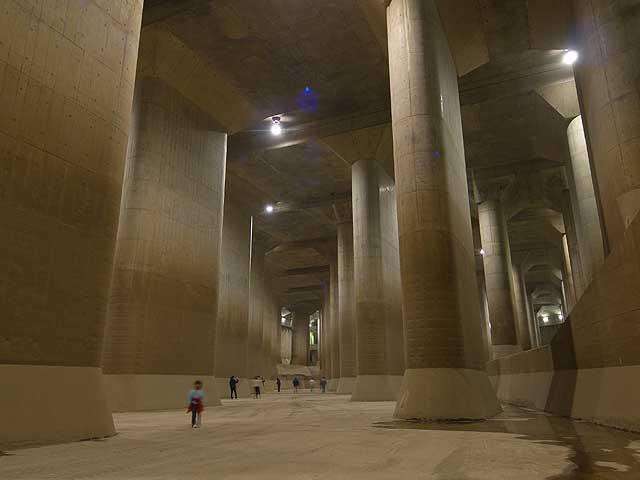 据说作家雨果曾有「下水道是一个城市的良心」之名言,请问其含义是什