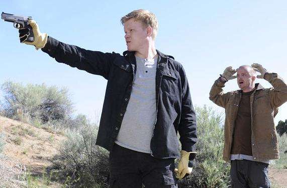 《绝命毒师》里的todd,是我在这部剧里看到的最彬彬有礼的人.