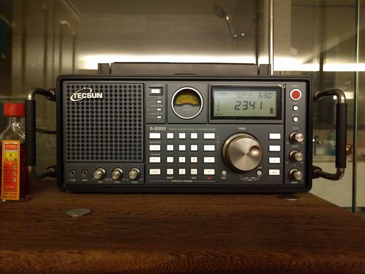 卧室听音乐最好是偏人声和流行乐求推荐音箱和播放器搭配