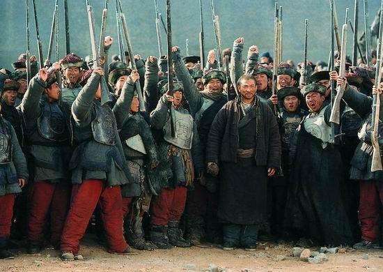 投名状里的太平军使用的是燧发枪还是火绳枪