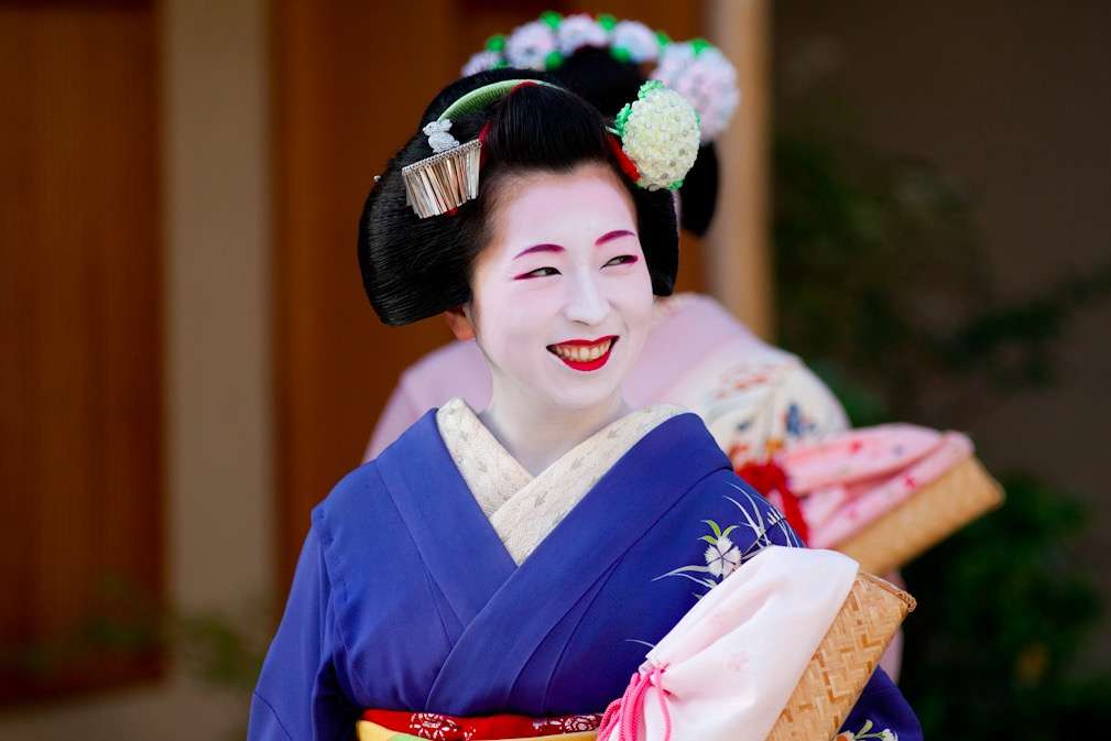 来 跟舞妓们做游戏 知乎