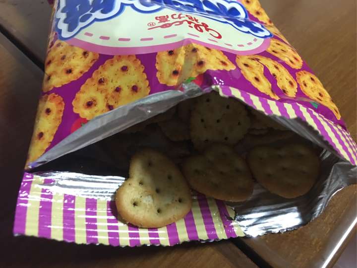 菜园小饼的包装后面没有提醒数爱心个数的广告了为什么?