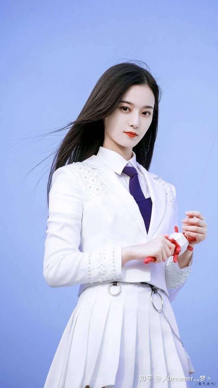 怎么评价徐艺洋的颜值?