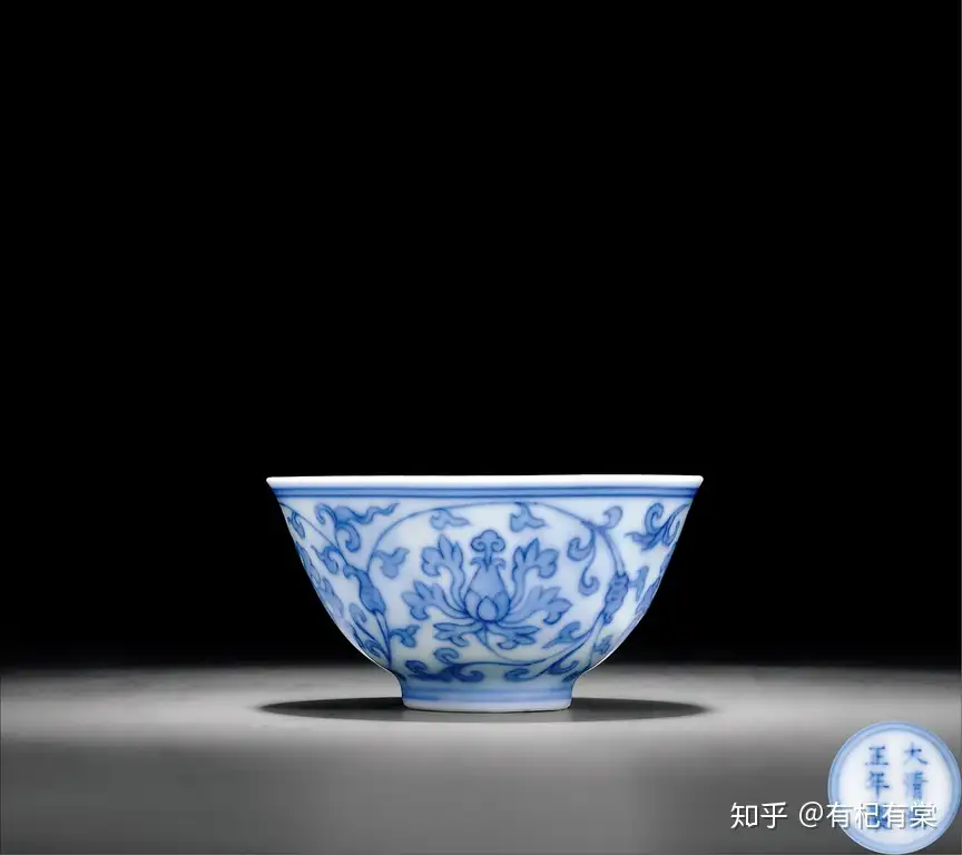 中国陶磁器明成化鳳凰密絵杯-