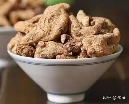 藥用,有收效,補肺止血,消腫等作用,外敷治創傷出血,癰腫,燙傷,疔瘡等