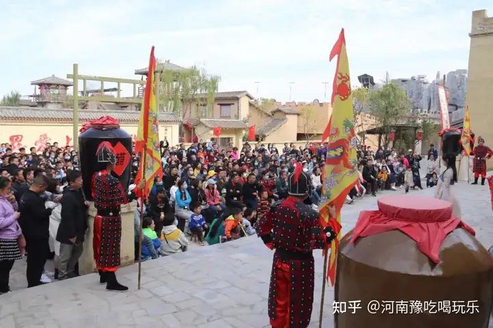 一生必追的一部大型山水实景剧，司徒小镇+千年铁魂打铁花演出