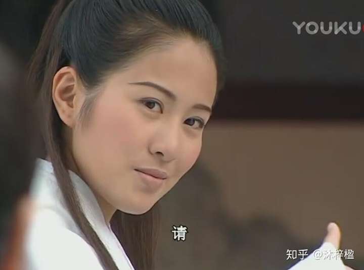 《天下第一》——上官海棠 古代女扮男装的剧情有很多,但是能把男装