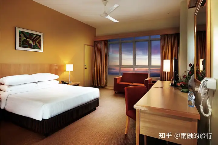 坐拥7351间客房的全球第一大酒店，可坐缆车进出，住一晚最低仅150元