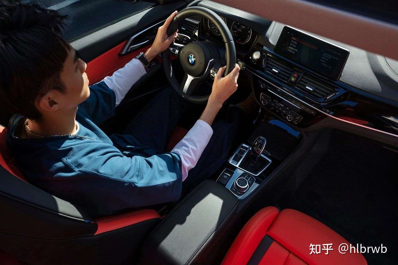 The 1 Bmw 1系m运动曜夜版 知乎