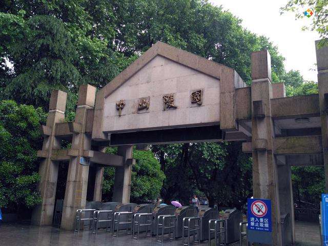 占地8万多平方米 台阶392级 南京中山陵每一处设计都有寓意 知乎