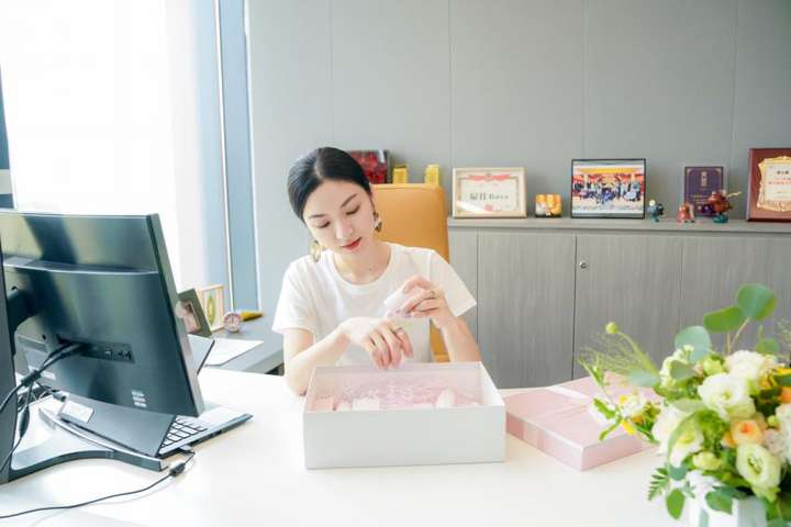 airee投资人陈伽名承担更多的社会责任是企业应尽的义务