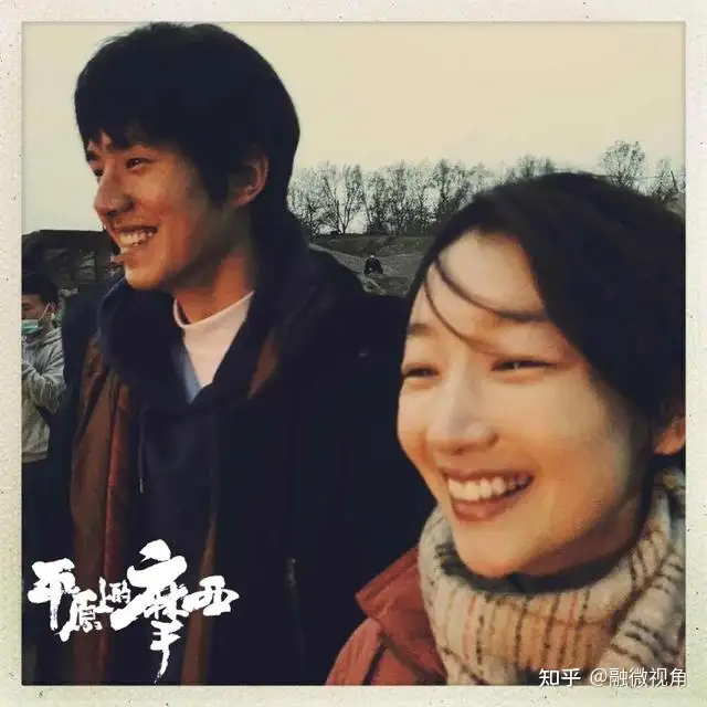 奖项砸出来的谋女郎，最近操作有点迷，和范伟上演“爷孙恋”？