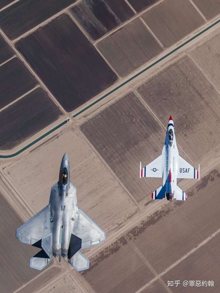 f-16战斗机算不算是梯形翼?