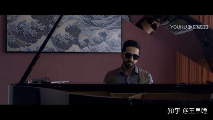 昨天看了调音师,为什么西米刚开始不直接杀死男主?