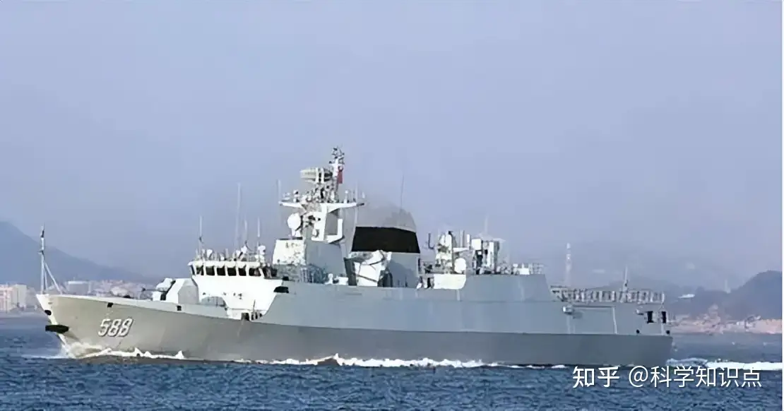 谁说056型护卫舰战力不行 海陆空一个不缺 号称海上 小钢炮 知乎