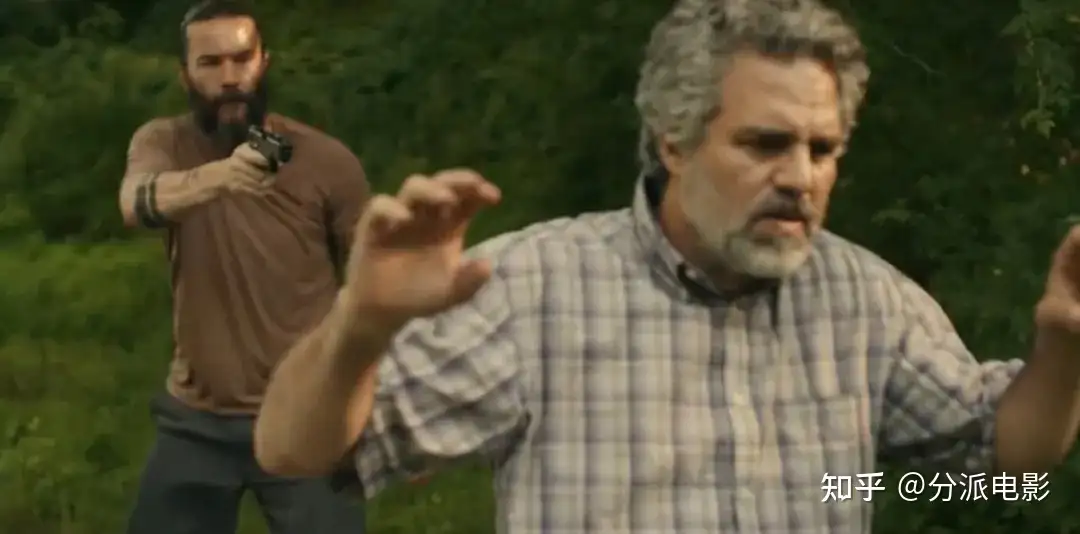 《特别小组》低开高走，HBO这部犯罪新剧赢麻了