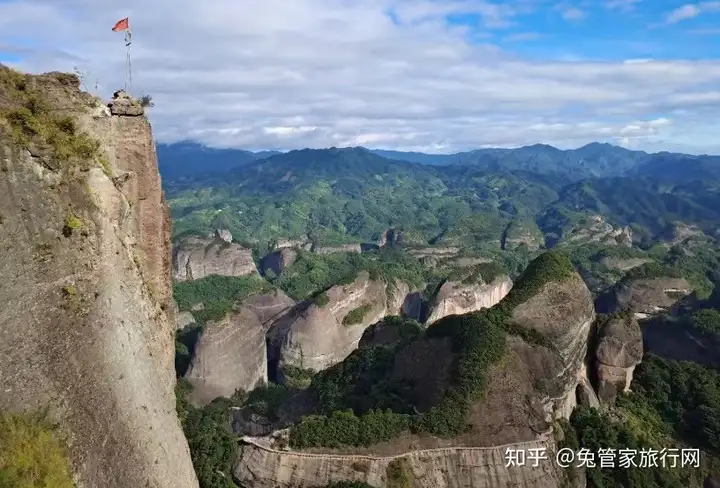 湖南新鲜出炉的新“芙蓉八景”，你都去过几个？张家界山里不止有神仙，竟然还有鬼怪？