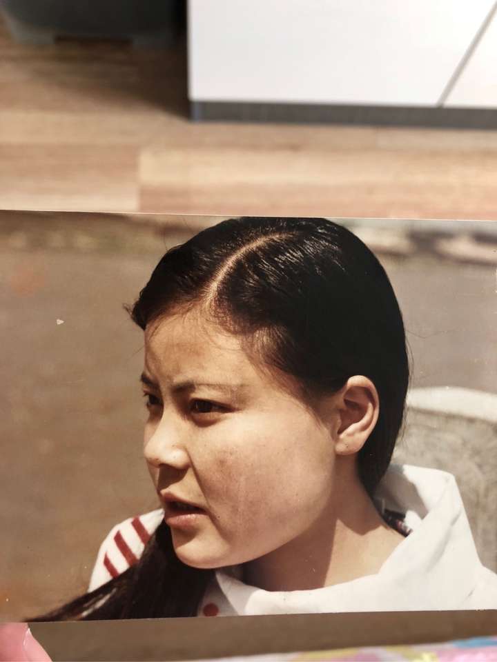 你还记得妈妈年轻时候的模样吗?