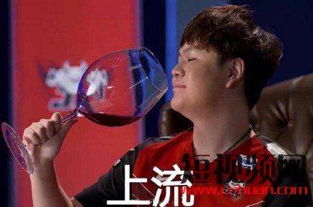 大线索报道:全抖音都在模仿的"我真的没醉",到底是什么?