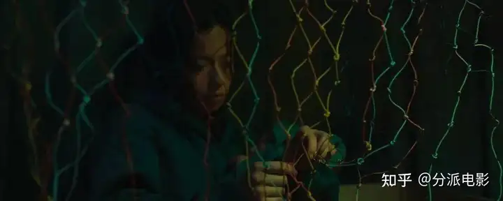 网飞密室求生新片《无处逢生》,史上最强孕妇绝望产子!