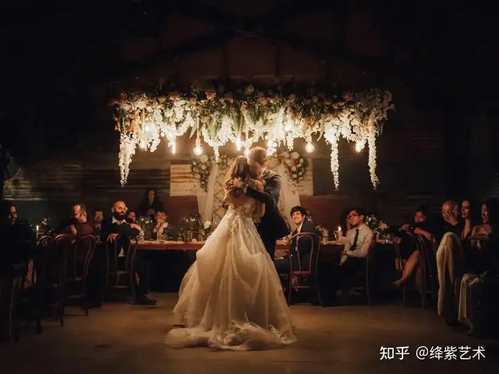 2021拍婚纱照必选的5套衣服有哪些 2021拍婚纱照必选的5套衣服是啥