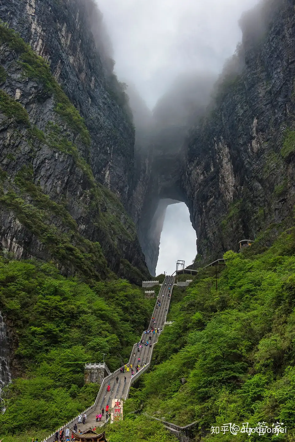 飞马管家 醉美张家界传奇天门山 知乎