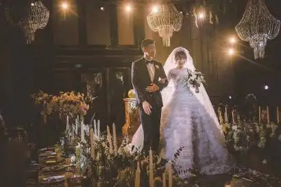 恭喜!上港前锋李圣龙元旦与女友举办婚礼(李圣龙老婆照片图片)