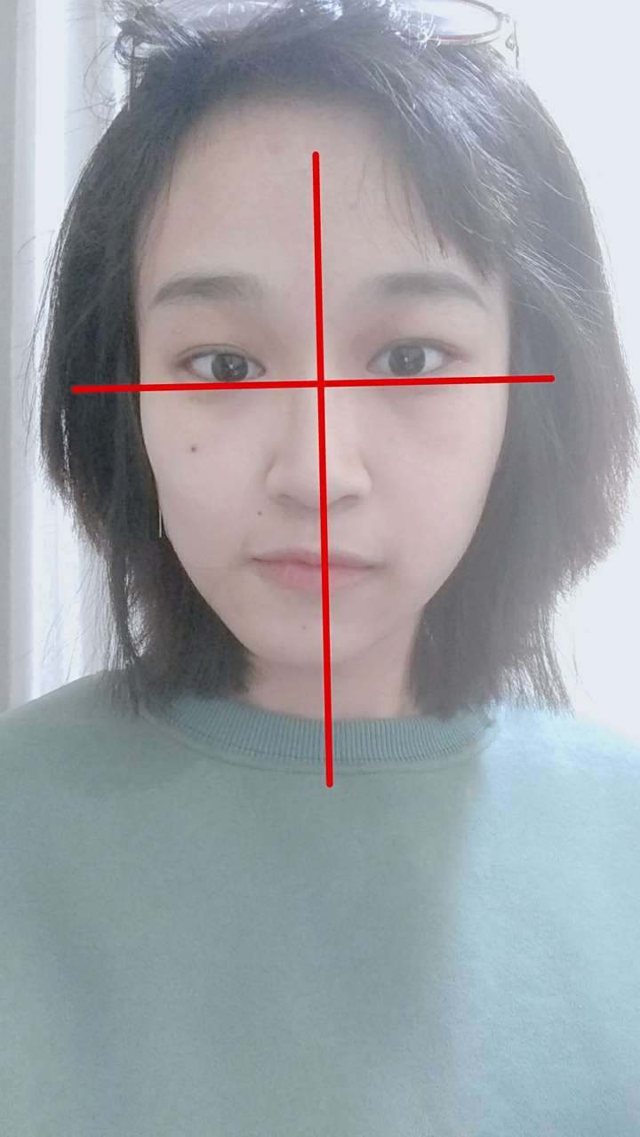 所以,拍照只拍侧脸!