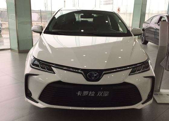2021款丰田卡罗拉到店车长4635mm配主动刹车混动油耗仅4l