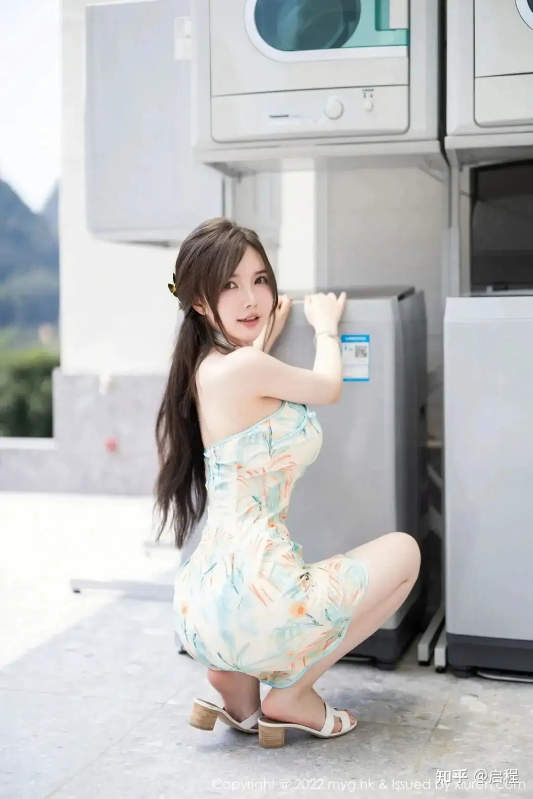 性感] MyGirl美媛馆美女模特糯美子Mini浅色旗袍服饰桂林心愿旅拍- 知乎