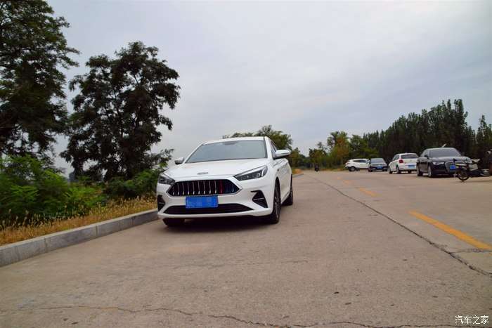 嘉悦a5体会秋天不一样的大禹广场一切都感到舒服