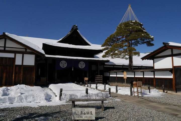 日本战国时代的城池居馆和阵屋这三者之间有什么异同求详细资料