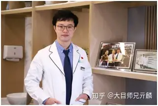 三甲医院显微眼整形及眼修复专家,师从上海九院眼修复领域权威张余光