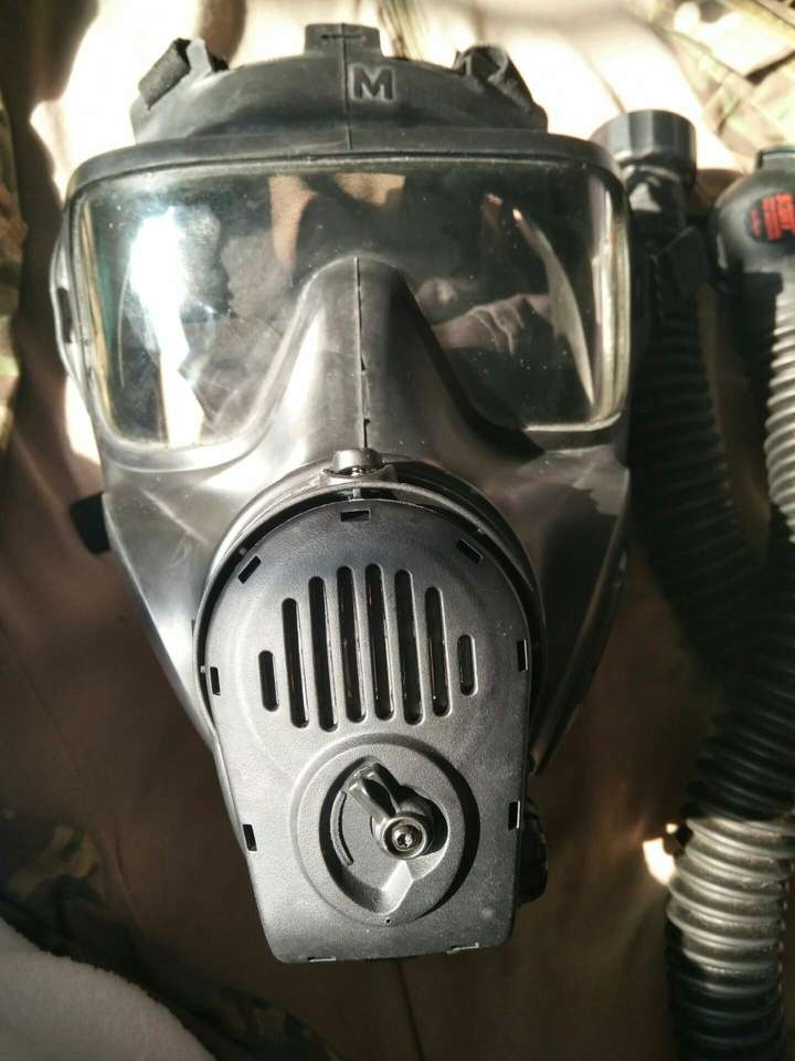 哪位大神懂防毒面具买什么牌子比较好,防毒气的,军用的有什么牌子
