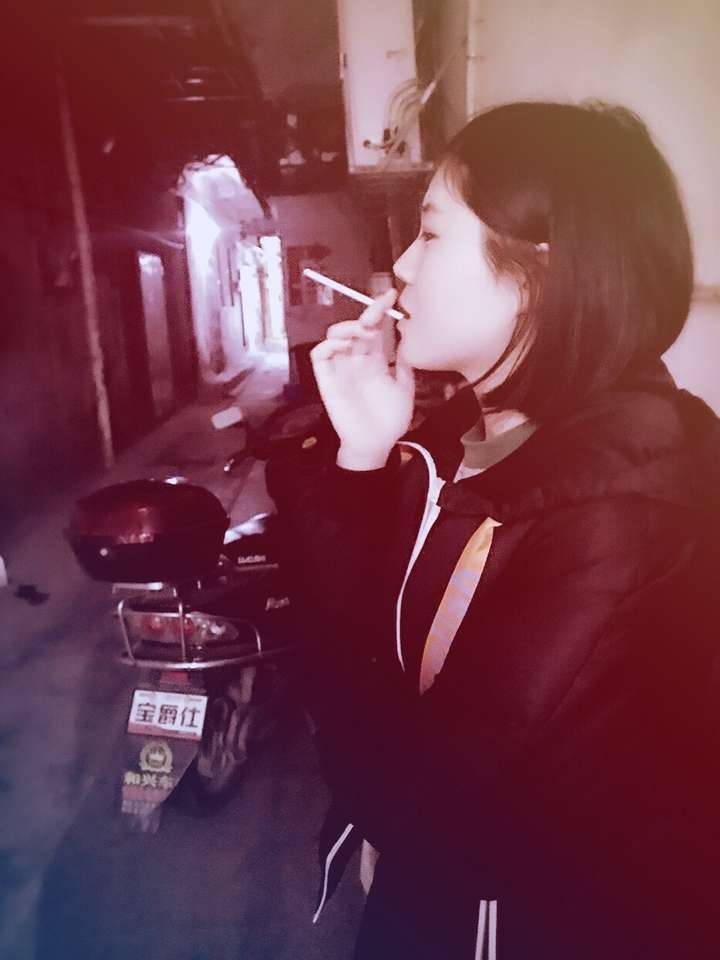女生抽烟你怎么看?