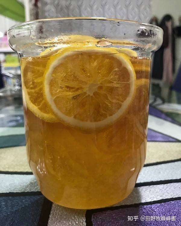 蜂蜜柠檬水的禁忌 什么时候不能喝柠檬水 知乎