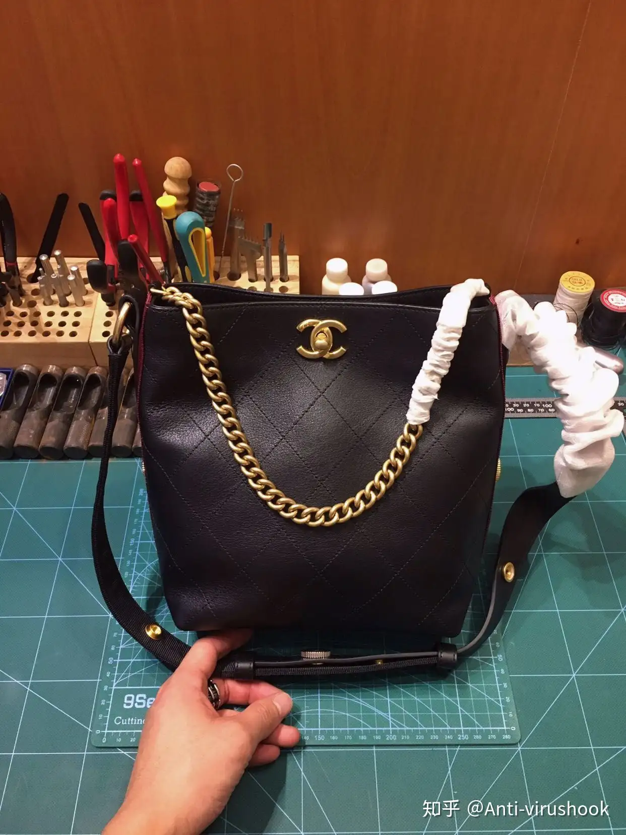 Chanel Button Up Hobo Bag A57573/A57576 Green 2018