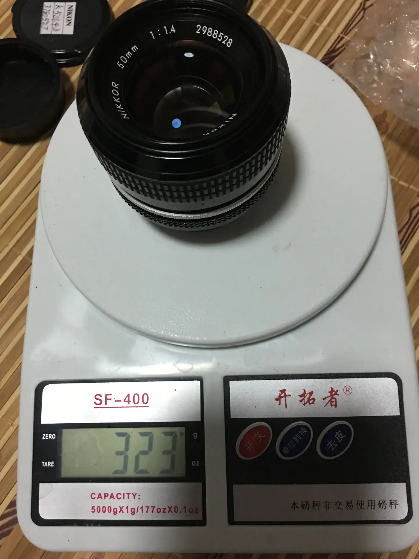 尼康各个版本50 1.4轻薄便携谁家强- 知乎