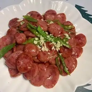 青椒炒汉伯克火烧石烤肠,烤肠炒来吃别有一番风味 - 知乎