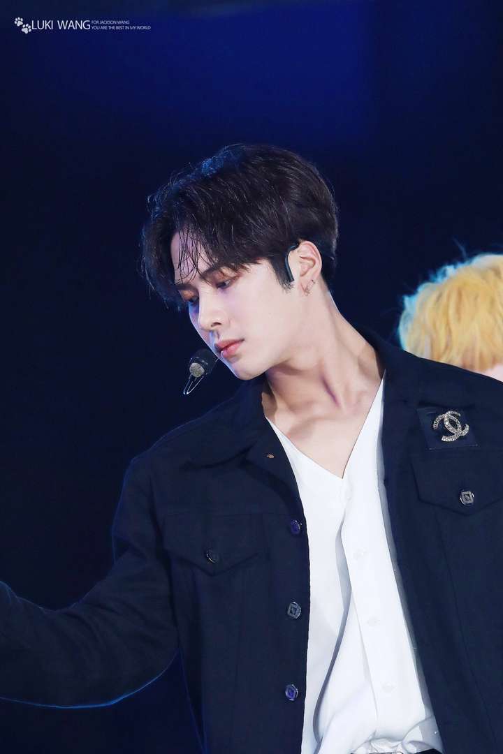 有看《偶像练习生》pick王嘉尔导师的吗?