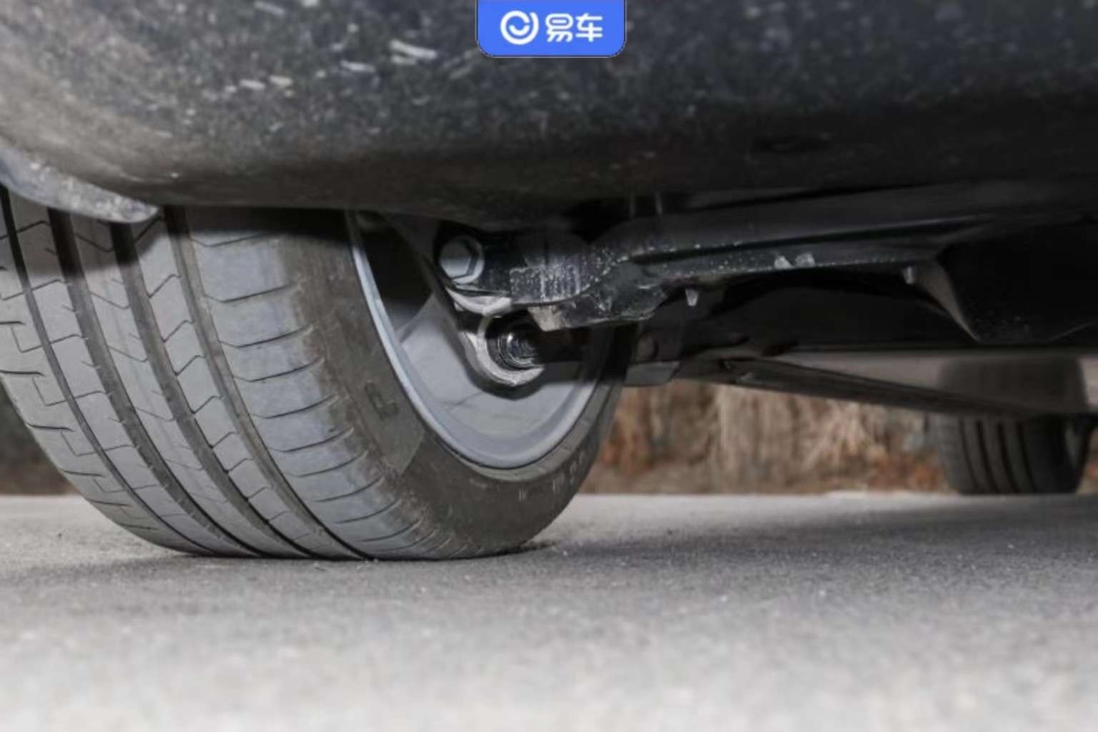 知乎用户w0ndgq 的想法: 特斯拉model3的底盘开起来是一种什么感受