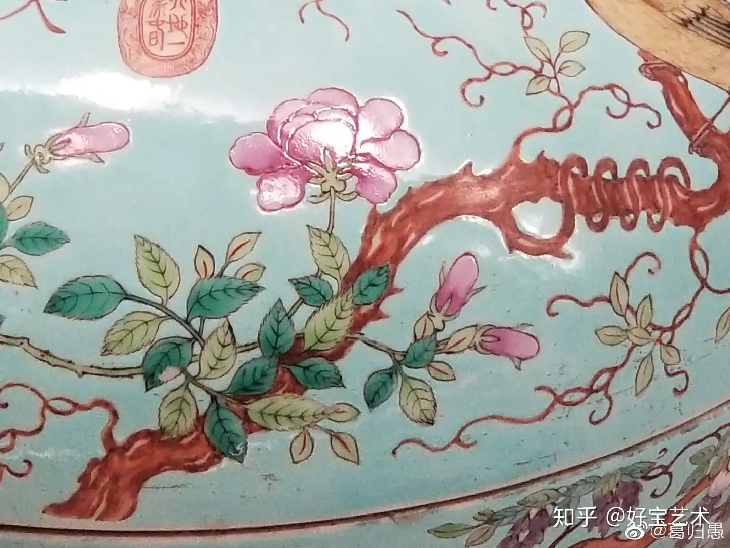台北故宫收藏的一件光绪粉彩花鸟纹大雅斋盖盒- 知乎
