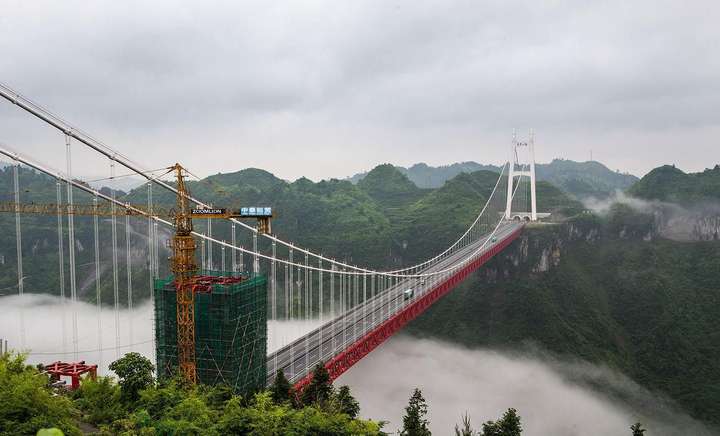 现代人回到古代,有没有办法在大江大河上建桥?