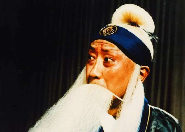 你见过最打动你的眼睛是怎样的? - 知乎