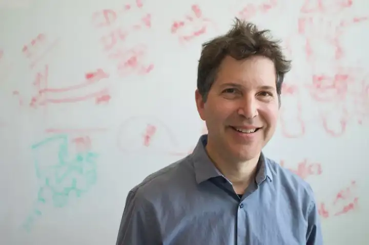 蛋白质设计师davidbaker我喜欢做那些魔法般的事