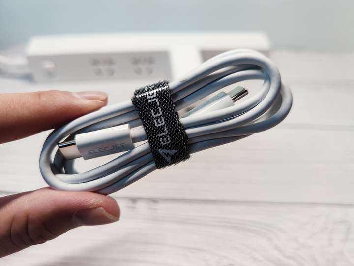 电友氮化镓65W三口充电器，小身材大能量