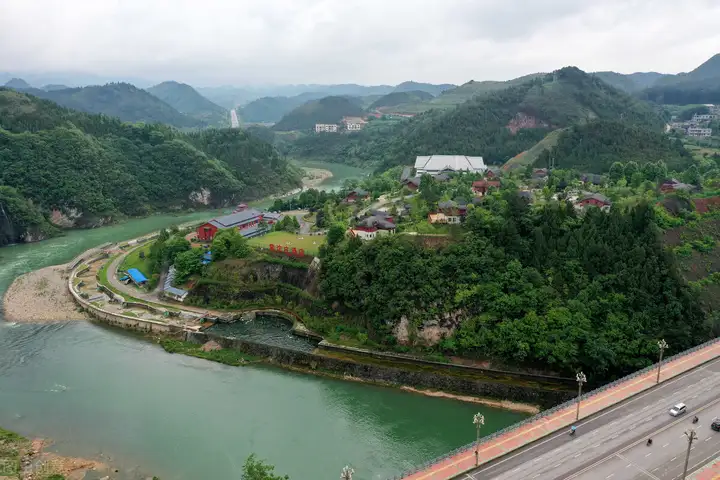湖南，湘楚大地，芙蓉国里，华夏文明的重要发祥地之一