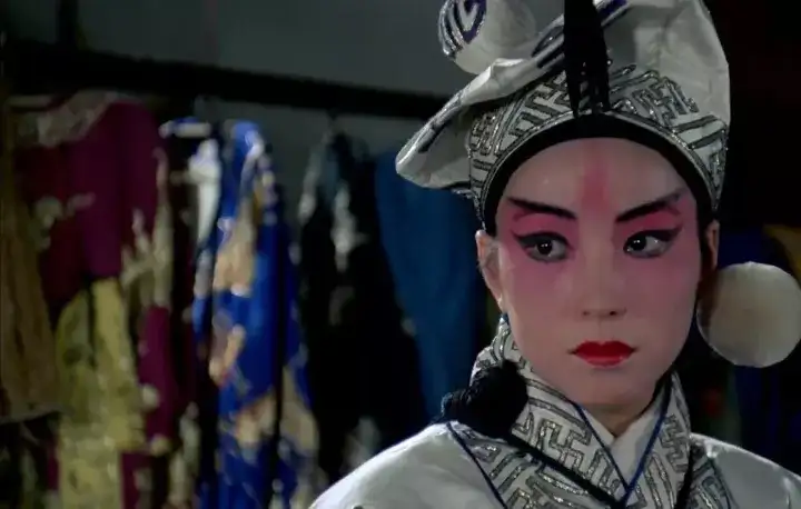 如何评价1987年电影人鬼情