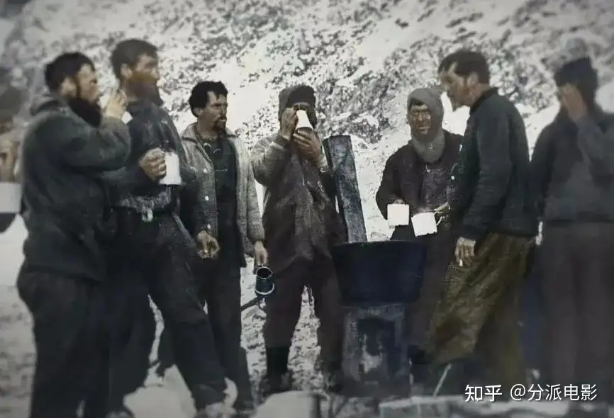 纪录片《坚忍号》残忍到震撼,28人700天绝境求生!