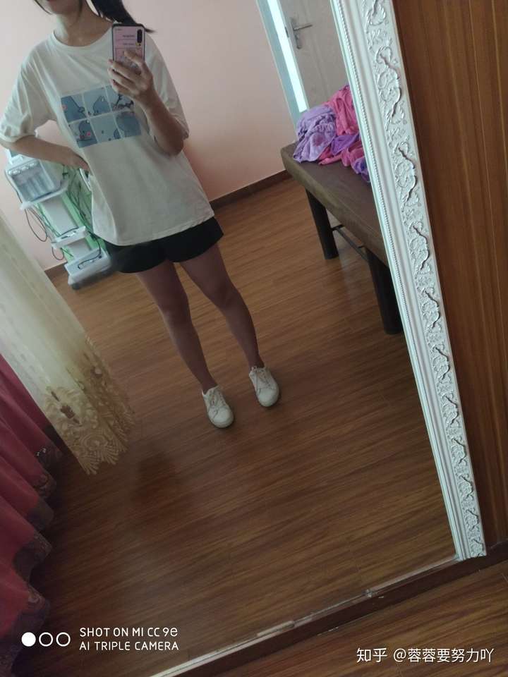 我165cm102斤同样没有男朋友 大概就是这样婶儿